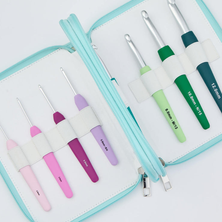 Waves 2.0 Grande Crochet Hook Set by KnitPro